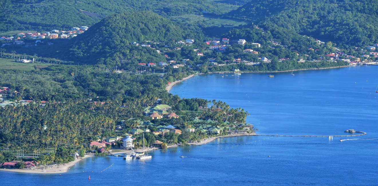 Criques et cote preservee du sud de la Martinique