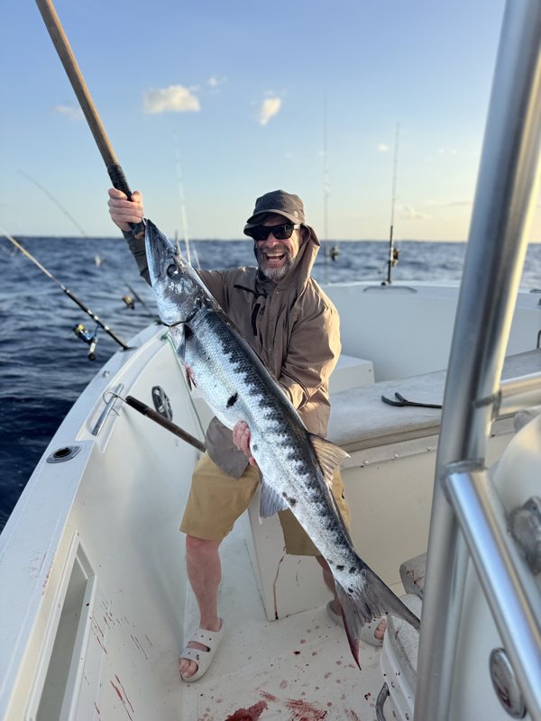 Barracuda pêché au coucher du soleil en Martinique